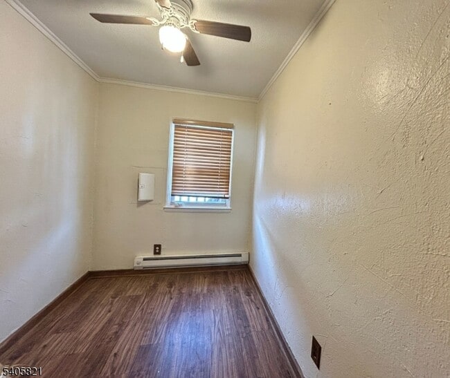 Building Photo - 19 Windemere Ave