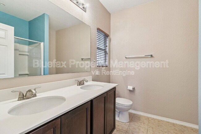 Building Photo - 1529 Desert Candle