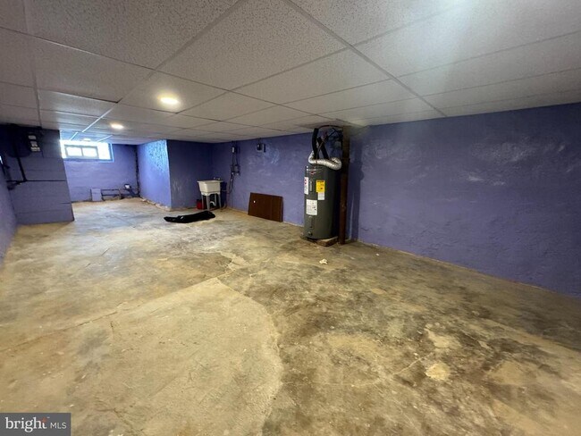 Building Photo - 842 Foulkrod St