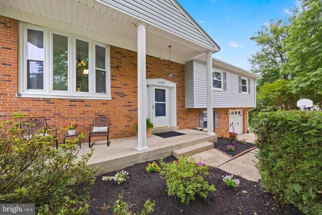 Building Photo - 13501 Kelmont Ct