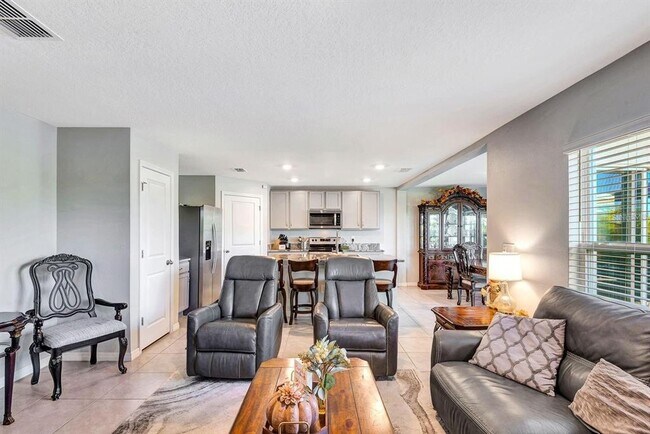 Building Photo - 2942 Rock Sound St