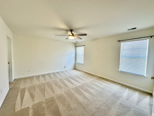 Building Photo - Bluffton Park Home Across from the Park wi...