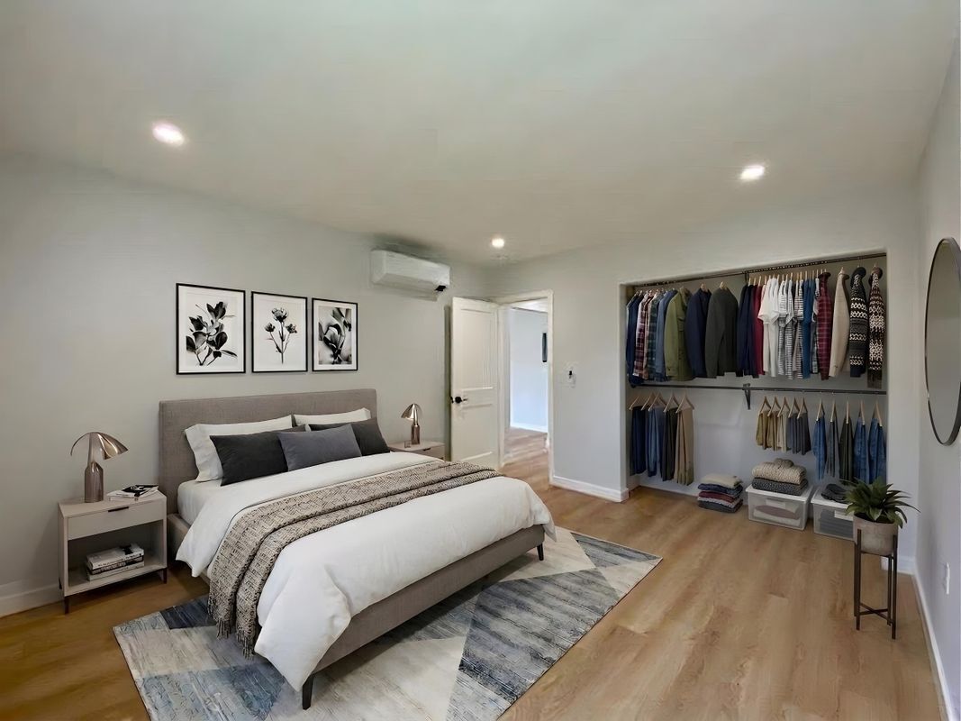 Building Photo - 3207 W 3rd St