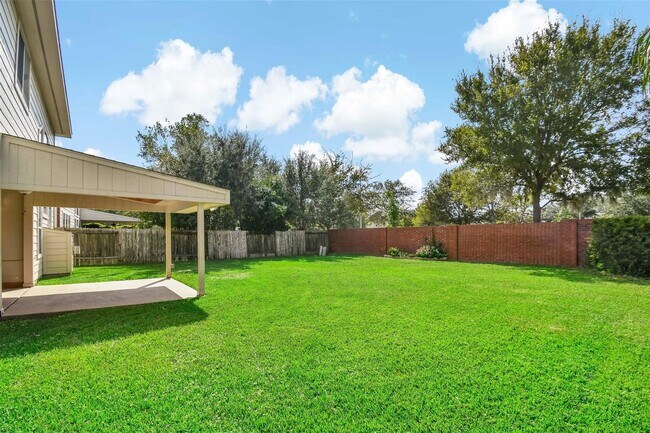 Building Photo - Beautifully Updated Home in Sugar Land’s S...