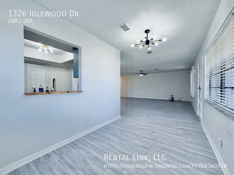 Building Photo - 1326 Idlewood Dr