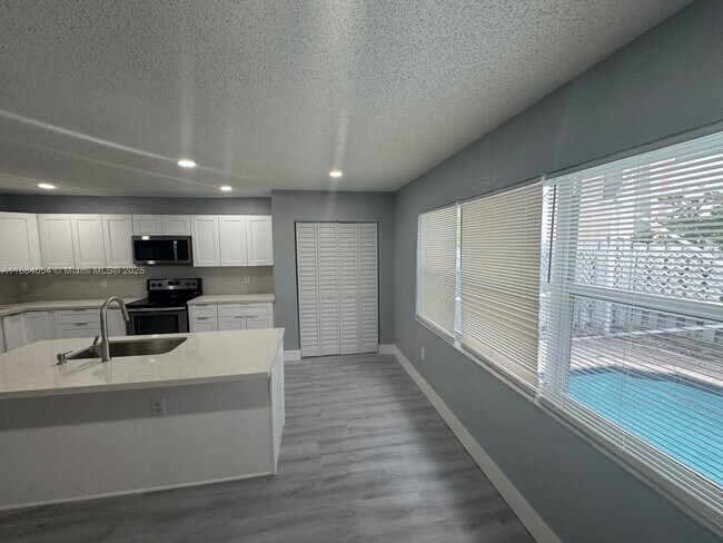 Building Photo - 15320 SW 47th St