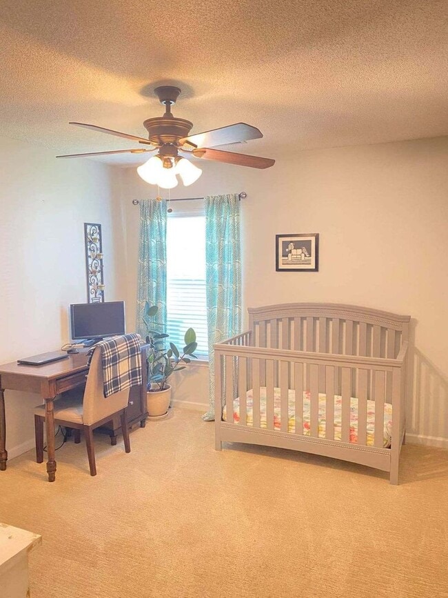 Building Photo - 216 Tigers Paw Dr