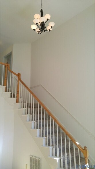 Building Photo - 9207 Abingdon Manor Ct