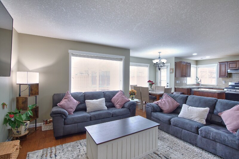 Building Photo - 17536 SW Parkway Ct