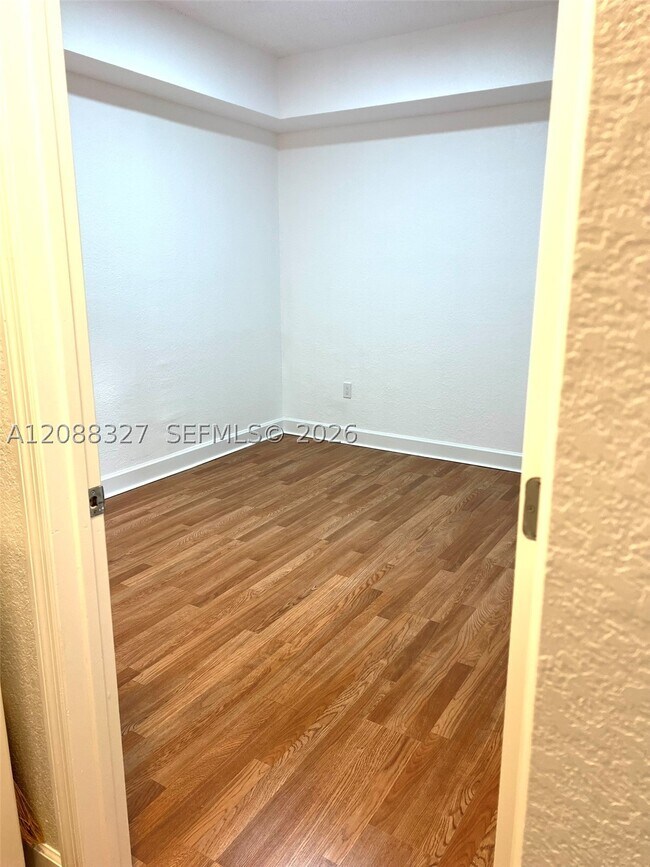Building Photo - 6001 SW 70th St