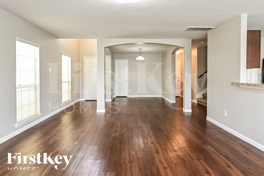 Building Photo - 15534 Kiplands Bend Dr