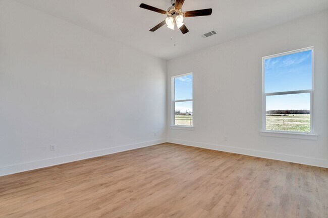 Building Photo - Brand-New Luxurious 4 Bedroom in Bentonville!  FENCE INCLUDED!