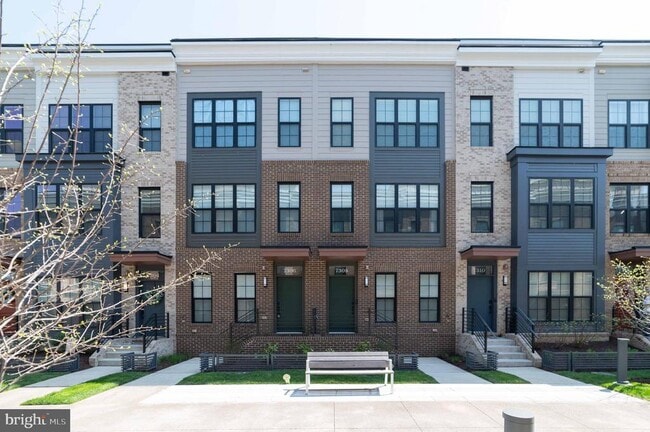 Building Photo - 7306 Blade Dr