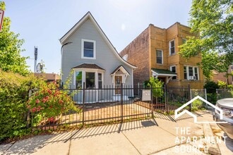 Building Photo - 3147 N Spaulding Ave
