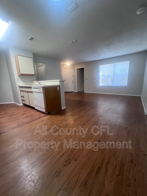 Building Photo - 643 Dory Ln