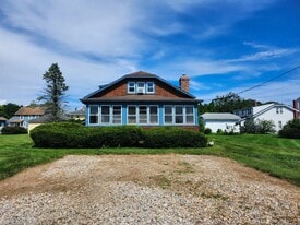 Building Photo - 31 Highland Ter
