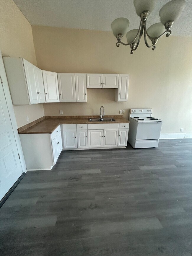 Building Photo - 1523 21st St