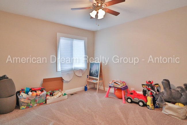 Building Photo - 28 Monterey Drive , Vernon Hills , IL , 60061