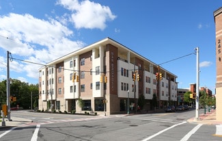 Building Photo - 242 Broadway