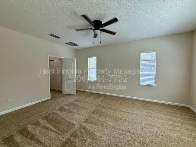 Building Photo - 145 Woodfield Ln