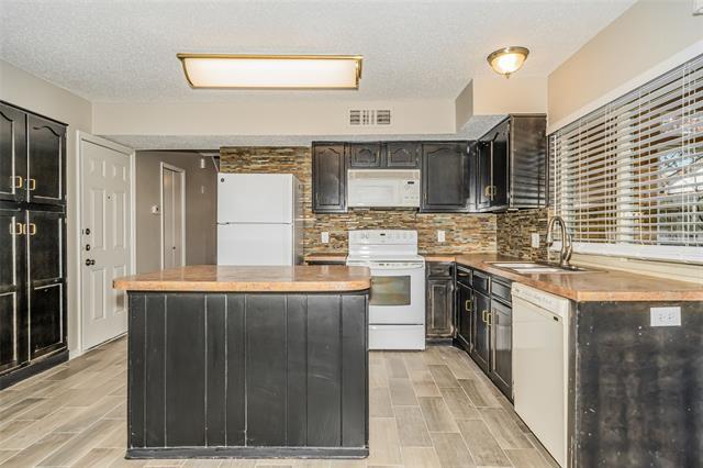 Building Photo - 637 Buffalo Bend