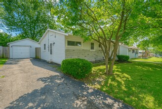 Building Photo - 4186 Mapleleaf Dr