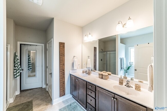 Building Photo - 9097 Segers Trail Loop