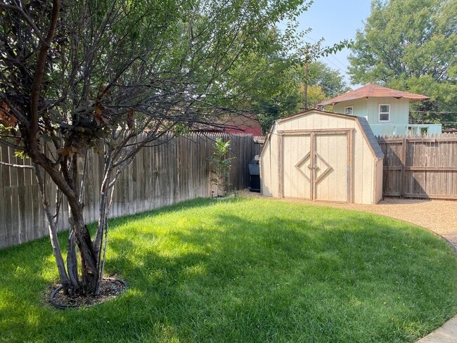 Building Photo - 4470 Ridgecrest Cir