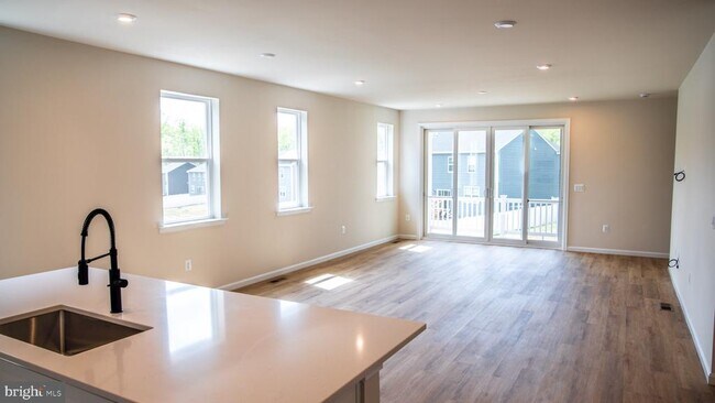 Building Photo - 35535 Aspen Wy