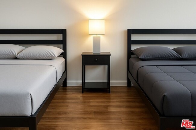 Building Photo - 11257 Collett Ave