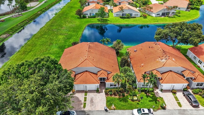 Building Photo - 15415 Summer Lake Dr