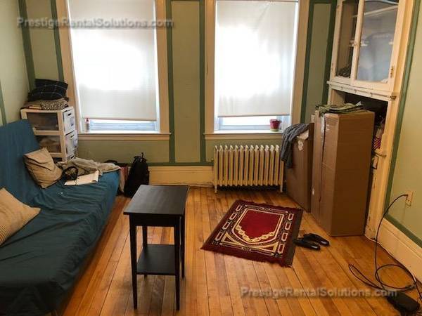 Building Photo - 218 South St