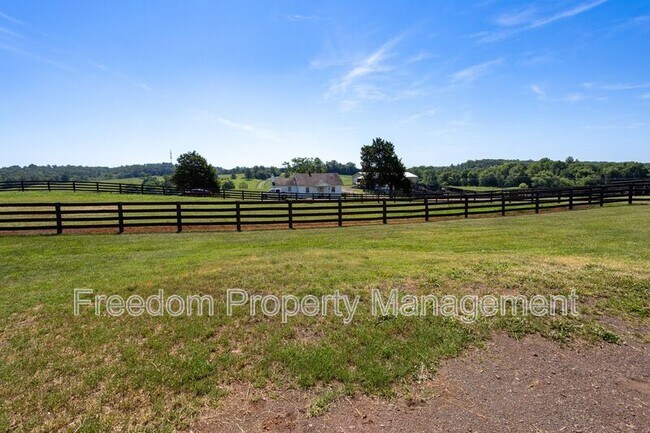 Building Photo - 12203 Mystic Hill Ln