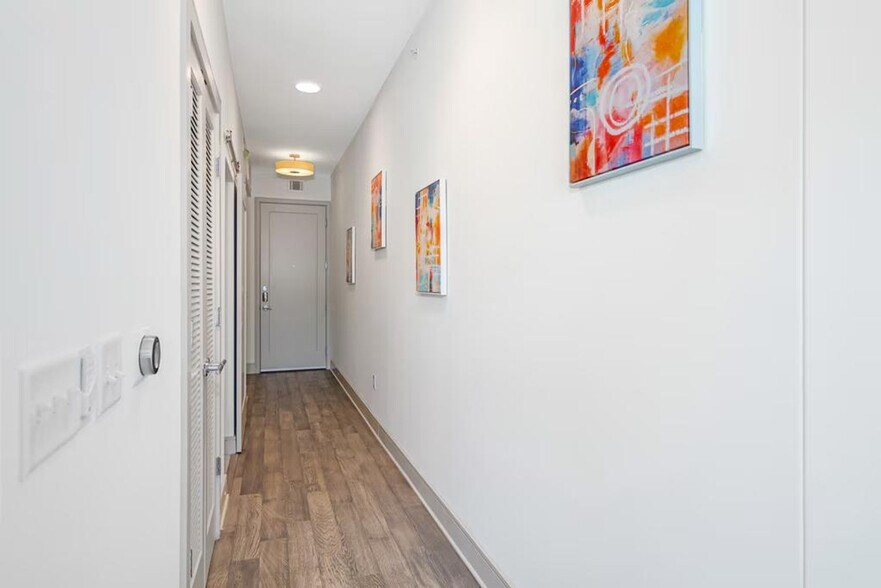 Building Photo - 1800 Southgate Blvd