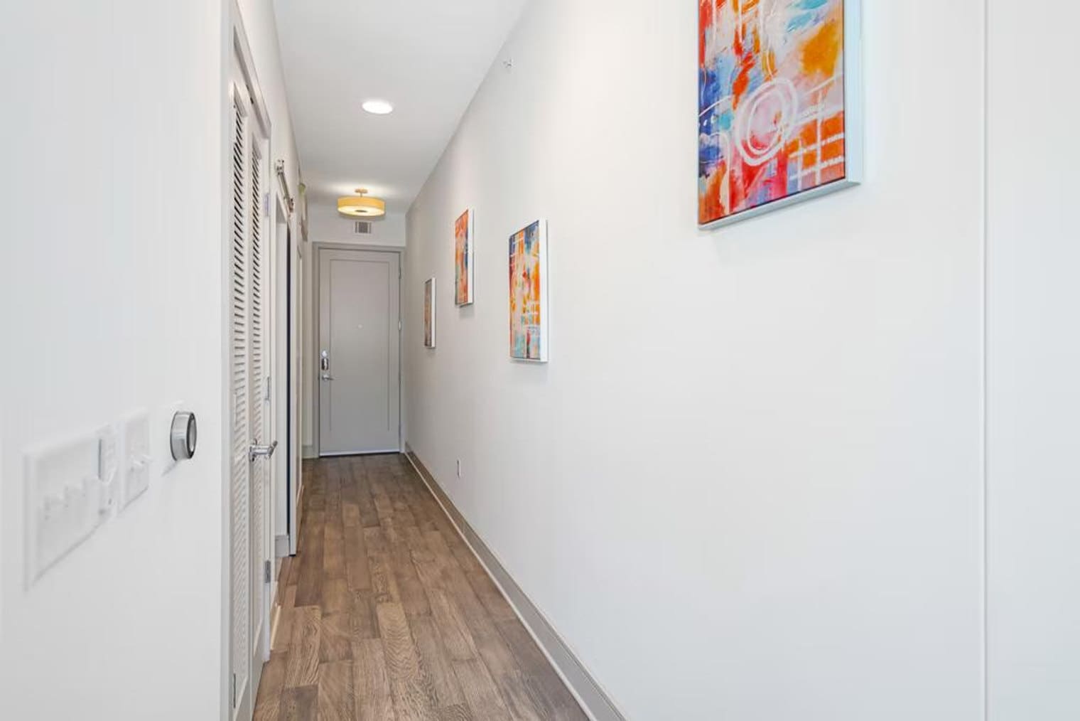 Building Photo - 7865 Travis St