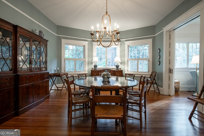 Building Photo - 290 Milledge Cir