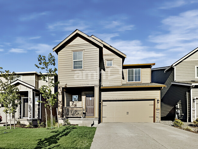 Building Photo - 2323 NW Matteo Dr