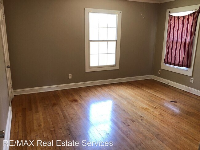 Building Photo - 2 br, 1 bath House - 125 Olive Street