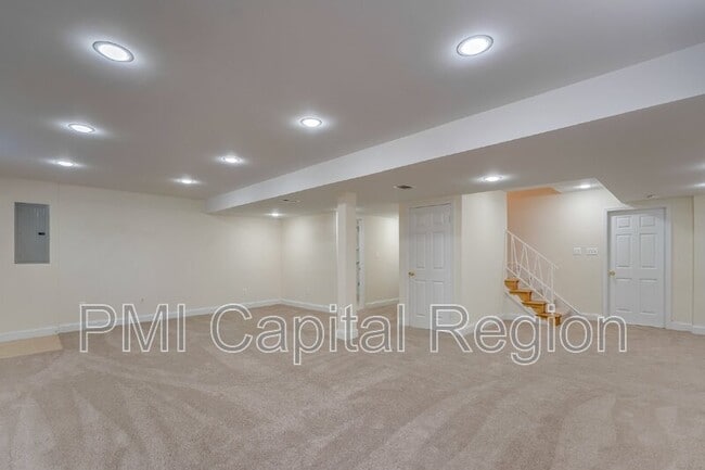 Building Photo - 7021 Whittier Blvd