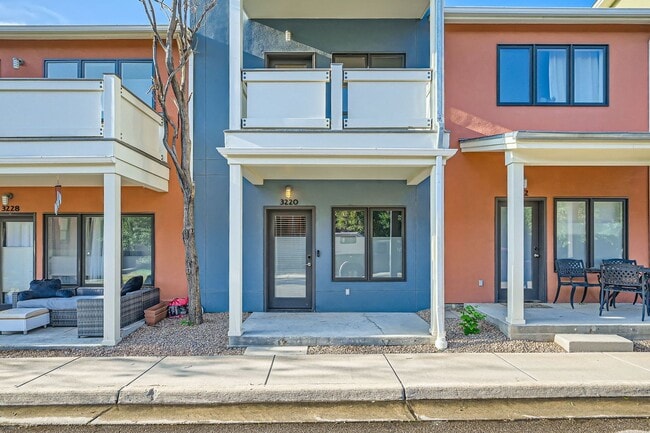 Building Photo - 3220 Foundry Pl