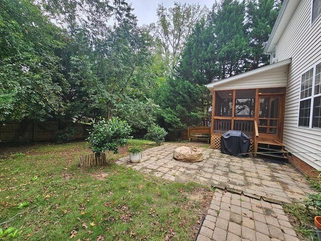 Building Photo - 2307 Brasstown Ln