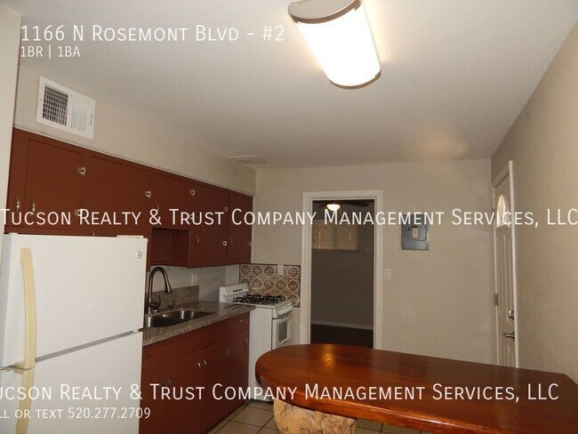 Building Photo - 1166 N Rosemont Blvd
