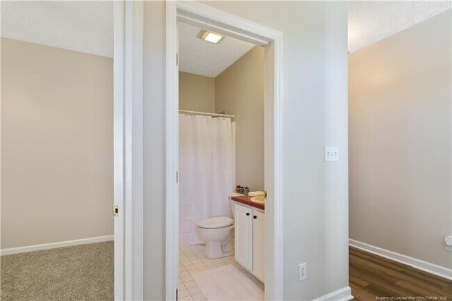 Building Photo - 1535 Dixon Dr