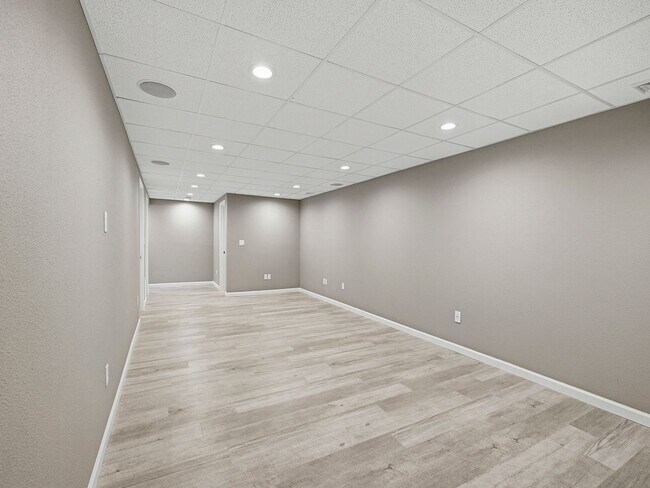 Building Photo - Modern Cheyenne Convenience | 3 Bed Home with Bonus Living Space Near Downtown & I-25