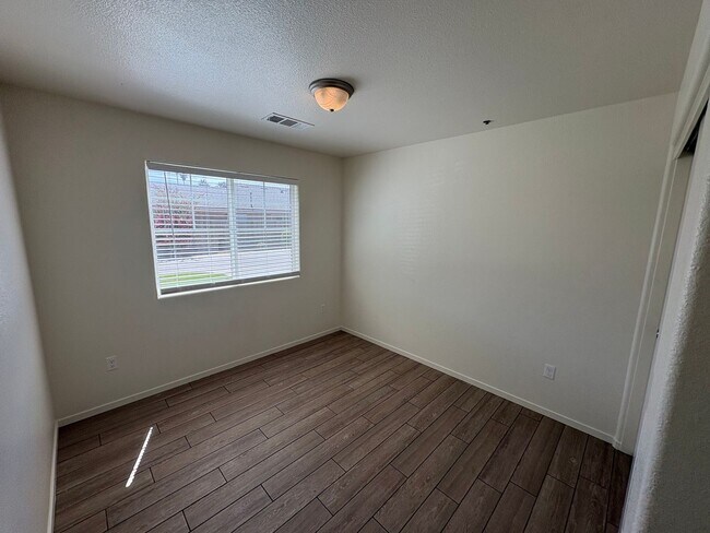 Building Photo - 2314 Cape Canyon Ave