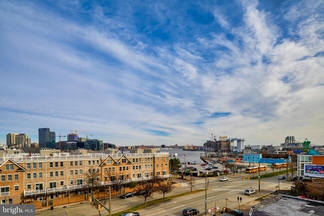 Building Photo - 1310 Jackson St