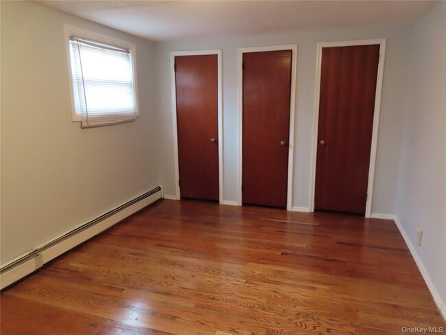 Building Photo - 3 Birch St