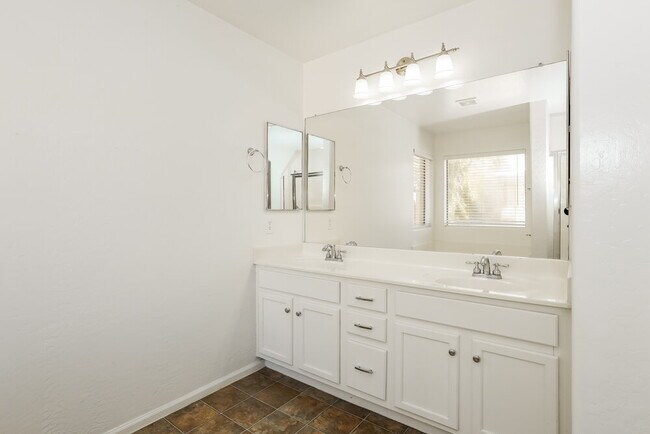 Building Photo - 14988 W Riviera Dr