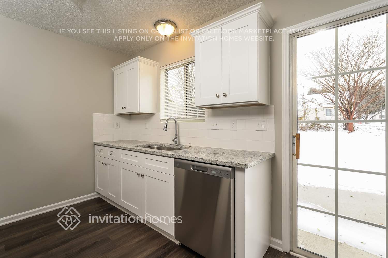 Building Photo - 2683 Stratford Lake Ct