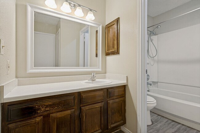 Building Photo - 2-BEDROOM DUPLEX